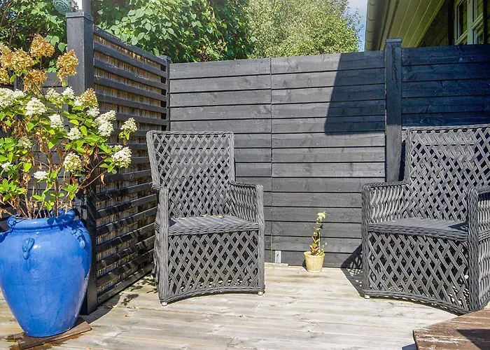 4 Star In Holiday home Store Fuglede